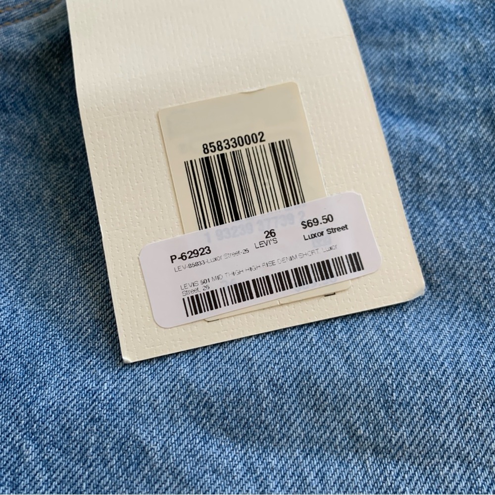 Levi's 501 Mid Length Denim Shorts High Rise Button Fly Luxor Street Size 26 - Picture 7 of 7